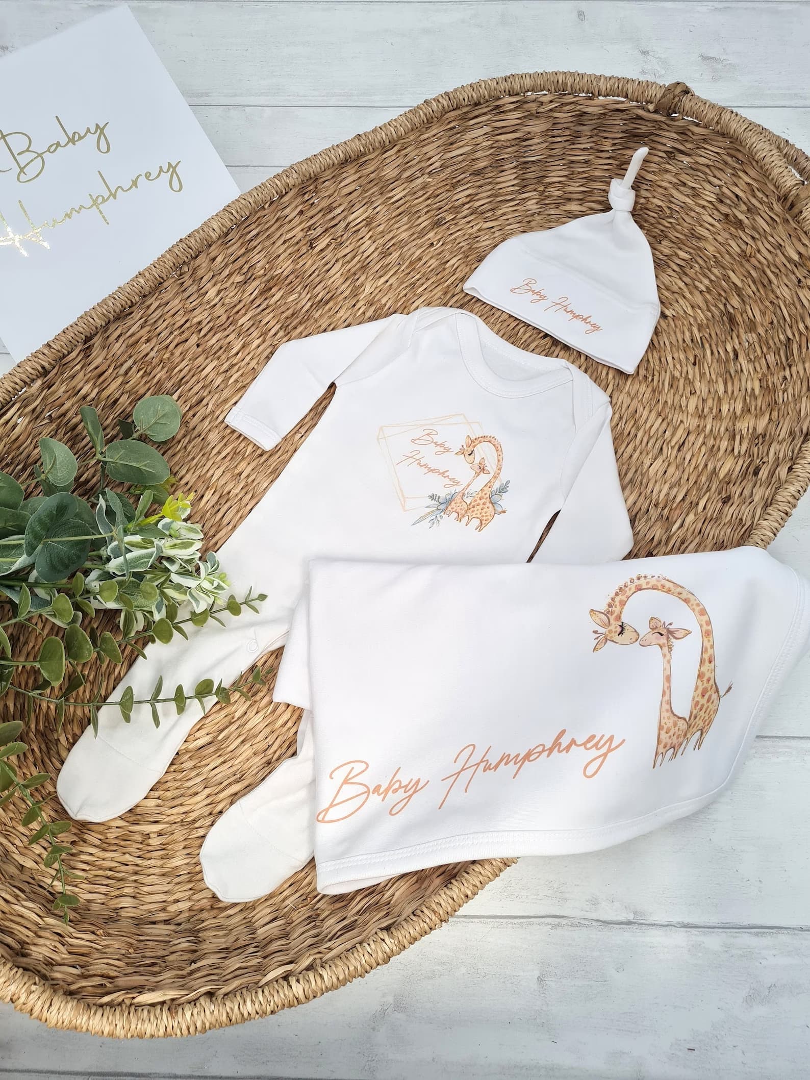 Unisex Giraffe Wreath