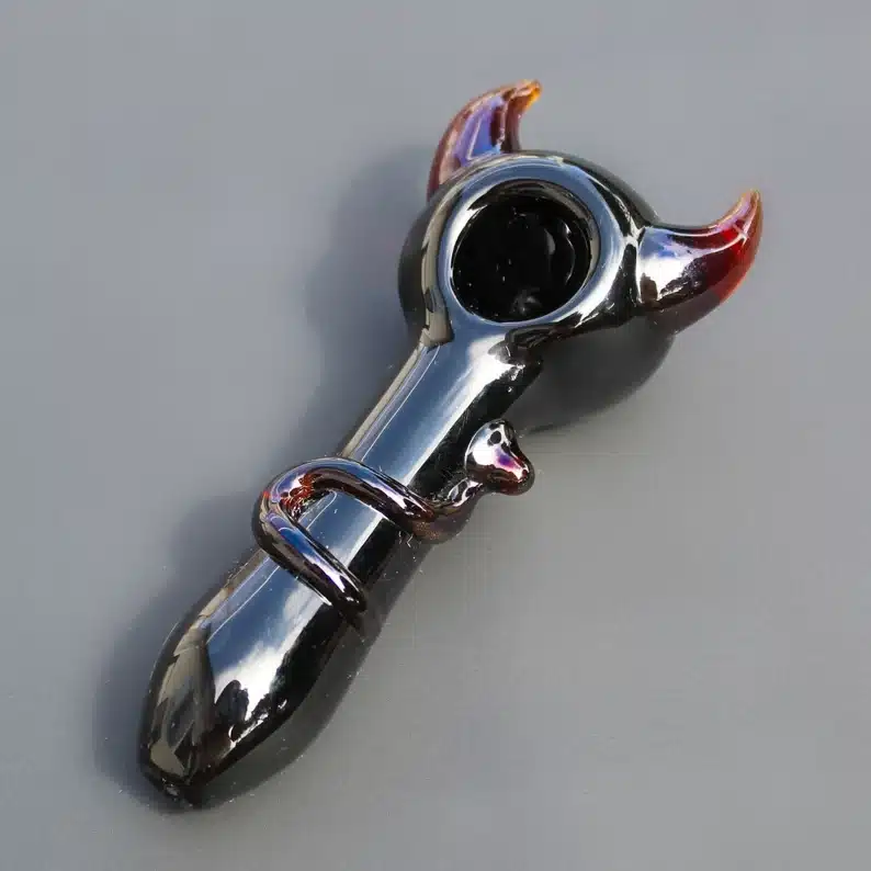 4" Sturdy Glass Pipe with Red Devil Design